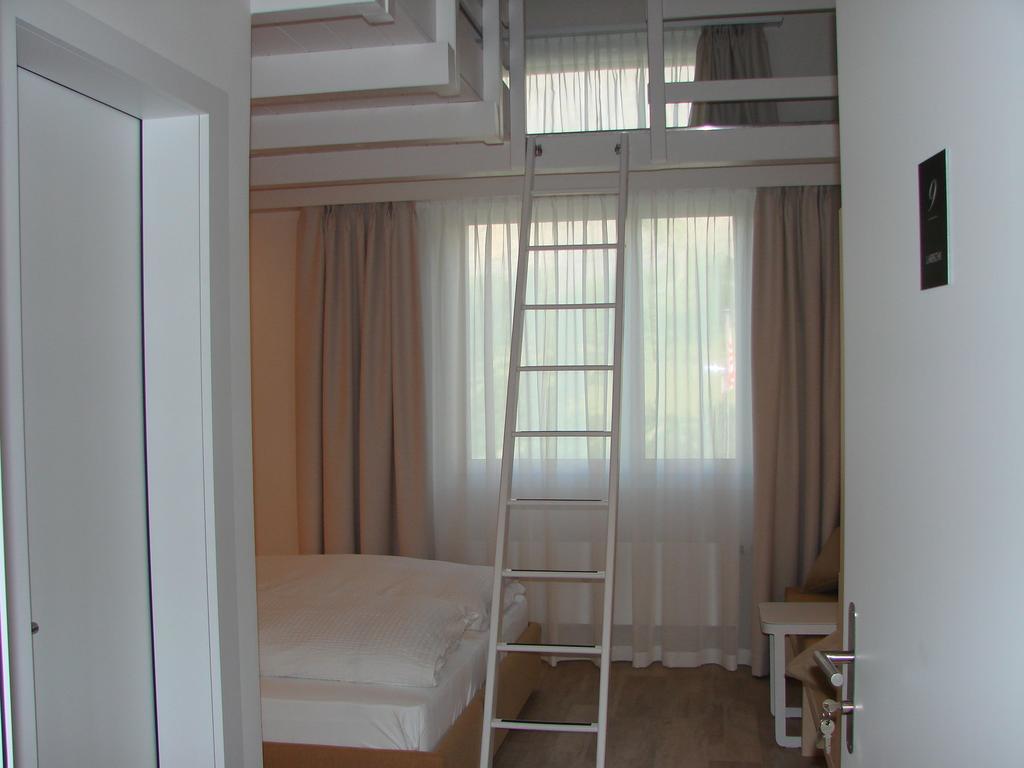 Hotel Restaurant Flaschen Albinen Szoba fotó